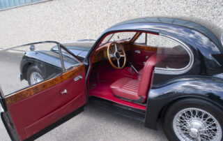 Chalupa_Fast_and_Vintage_Jaguar_XK140_FHC_innen_Fahrerseite