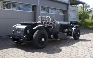 Chalupa_Fast_and_Vintage_Daimler_Straight_Eight_Special