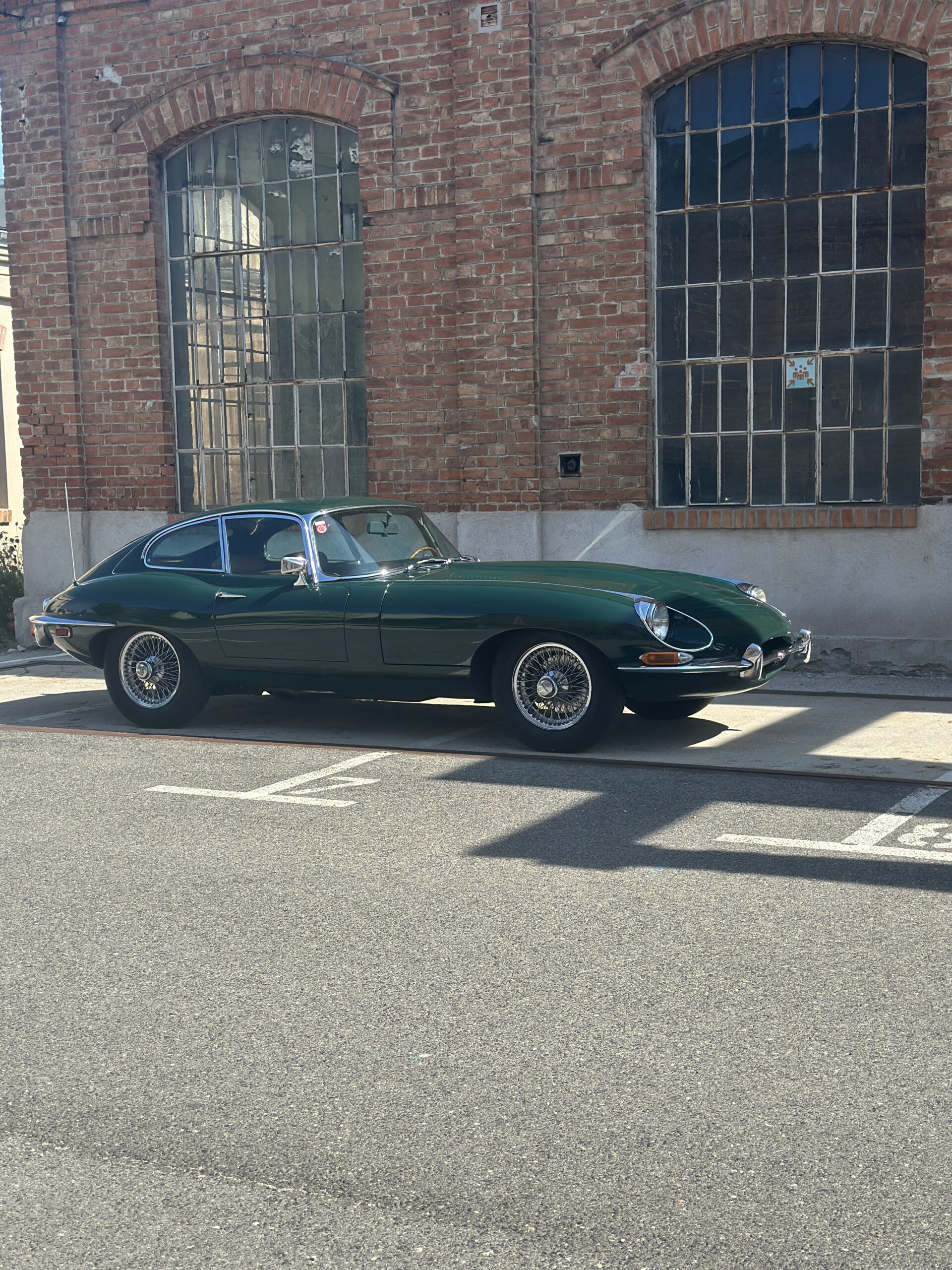 Jaguar E-Type 4,2 Serie 2 FHC